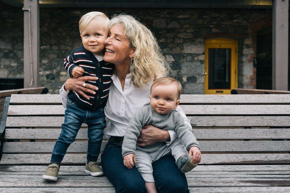 mobile - carousel-hero-element image-1